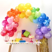 Preview: Lovely rainbow balloon garland