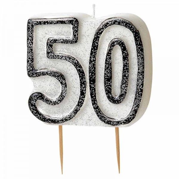 Gelukkige zilveren mousserende 50e verjaardagskaars