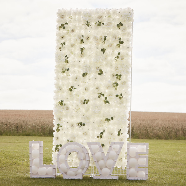 Romantic white roses floral wall
