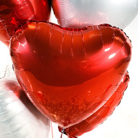 Vorschau: 5 Heliumballons in der Box Mixed Red & White Hearts