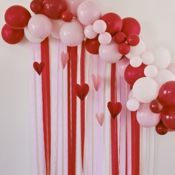 Guirnalda de globos de amor susurrante pieza XX