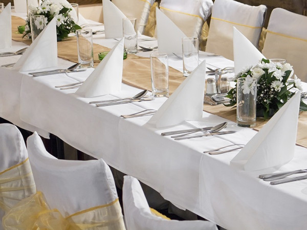 Weiße Tischdecke 180x300cm Schmutzabweisend