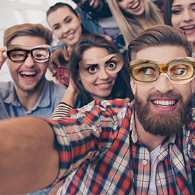 10 occhiali pazzi Occhialini da vista