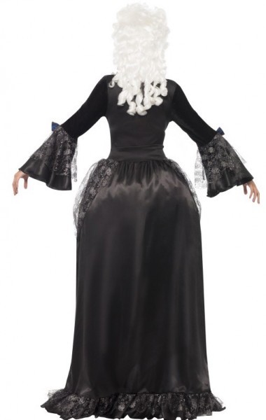 Elegancka sukienka w stylu barokowym 2