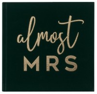 Livre d'or Almost Mrs avec couverture en velours vert 21 x 21 cm