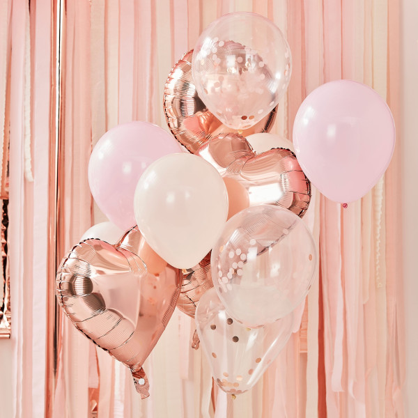 Ramo de globos de oro rosa hecho con amor