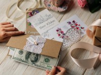 Vorschau: Geldkarte Best Wishes mit weißer Spitze