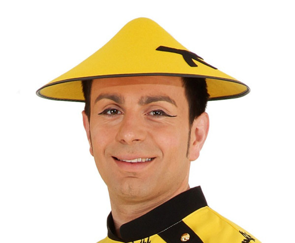 Żółty klasyczny chiński kapelusz
