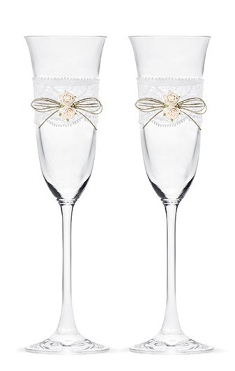 2 romantic champagne flutes with lace and roses